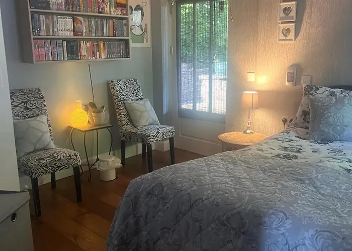 Stone Lodge B&B